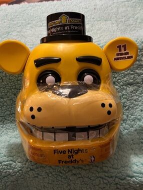 Five Nights at Freddy's Yellow Bear Bucket with Top Hat